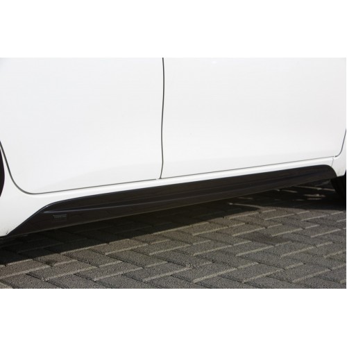 Πλαϊνά μαρσπιέ "black look" Μusketier για Toyota Aygo II (AB40) Πλαϊνά μαρσπιέ "black look" Μusketier για Toyota Aygo II (AB40)